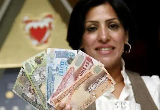 十大最值钱的货币(比科威特第纳尔更值钱的货币)