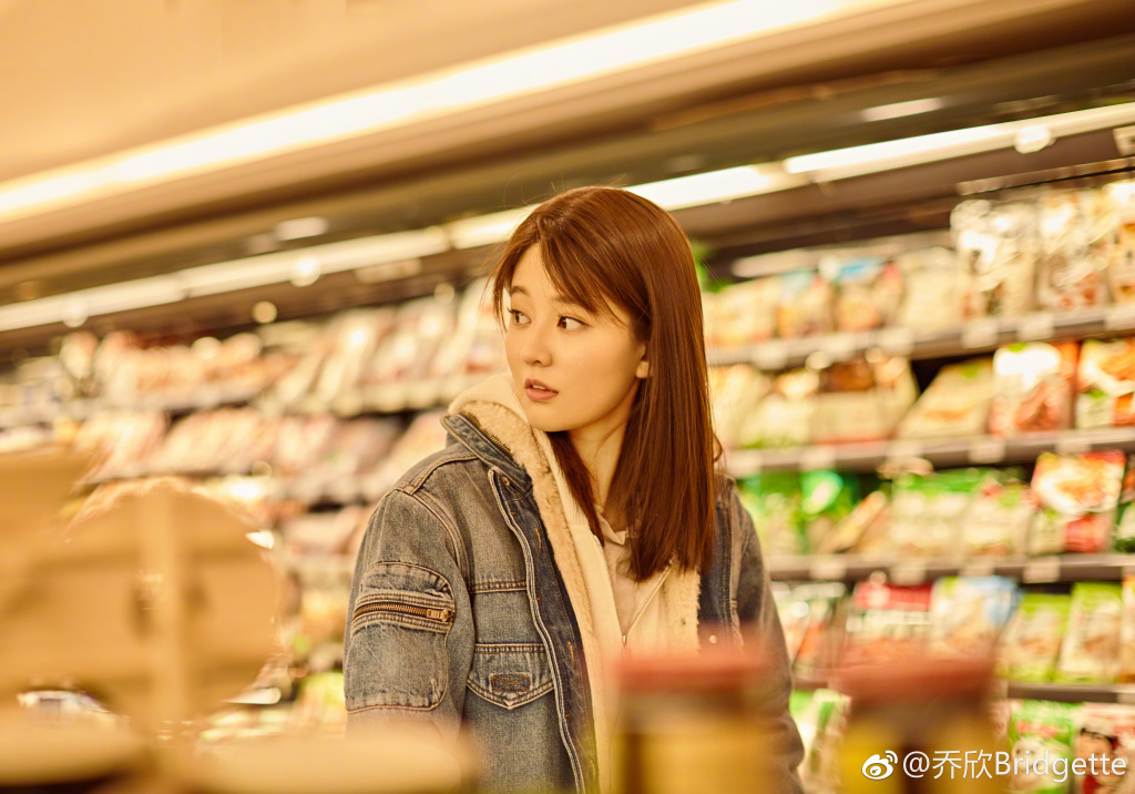明星工作室是干什么的(乔欣工作室有艺人吗)