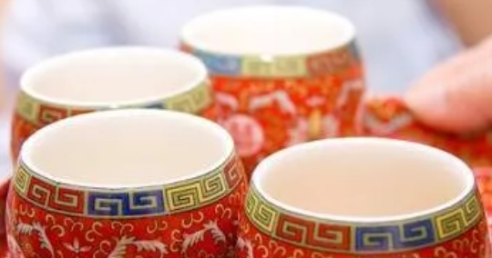 讨厌家里来客人是心理疾病吗(讨厌家里来客人是病么)