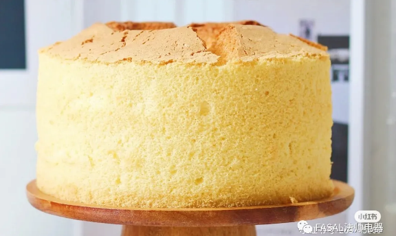 家庭烤蛋糕的制作方法(烤箱如何做蛋糕简单的做法)