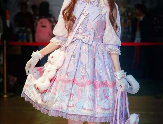lolita穿搭禁忌(穿lolita要注意什么)