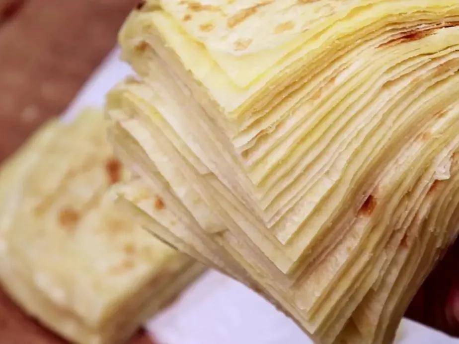 大饼怎么烙好吃层多软和(大饼怎么做既软又好吃)